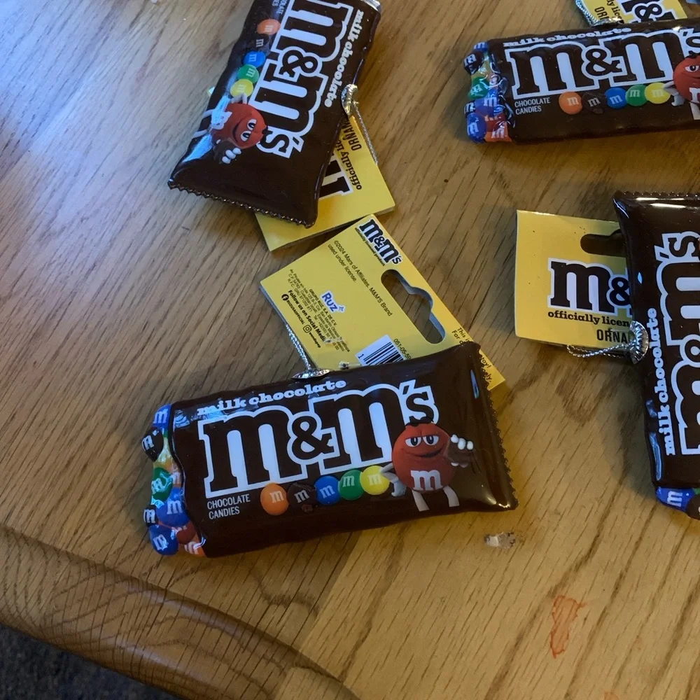 M&MS delicious m&m